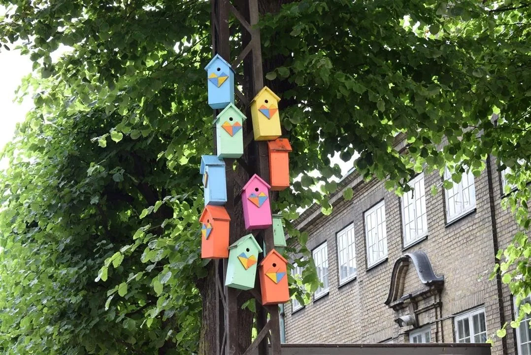 G19.1 the round tower wed 19 jul 2