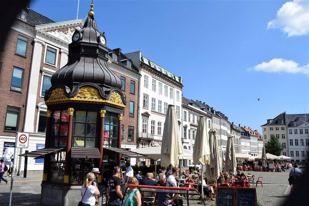 G19.2 historic copenhagen city centre wed 19 jul 14