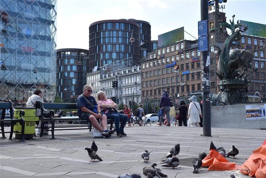 G19.2 historic copenhagen city centre wed 19 jul 29