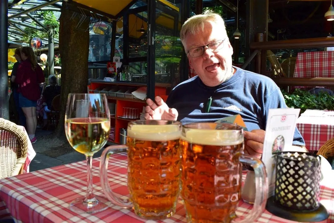 G19.3 tivoli gardens wed 19 jul 17