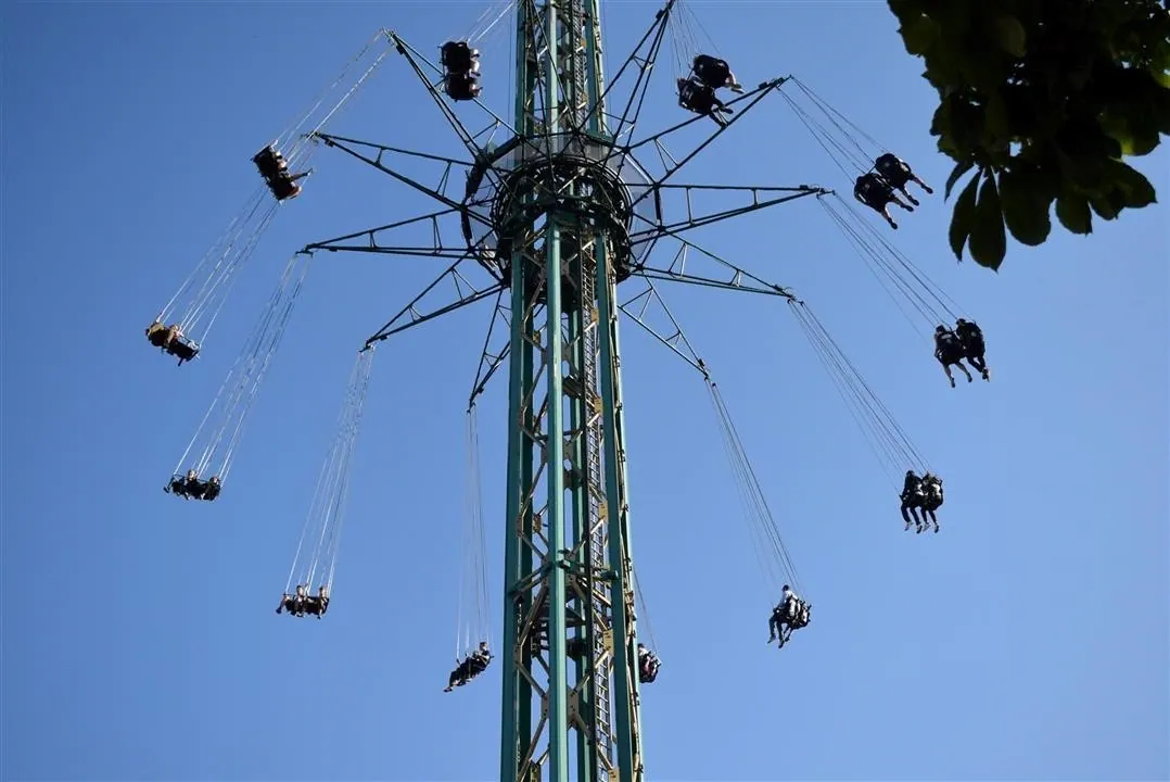 G19.4 tivoli gardens cont. wed19 jul 21