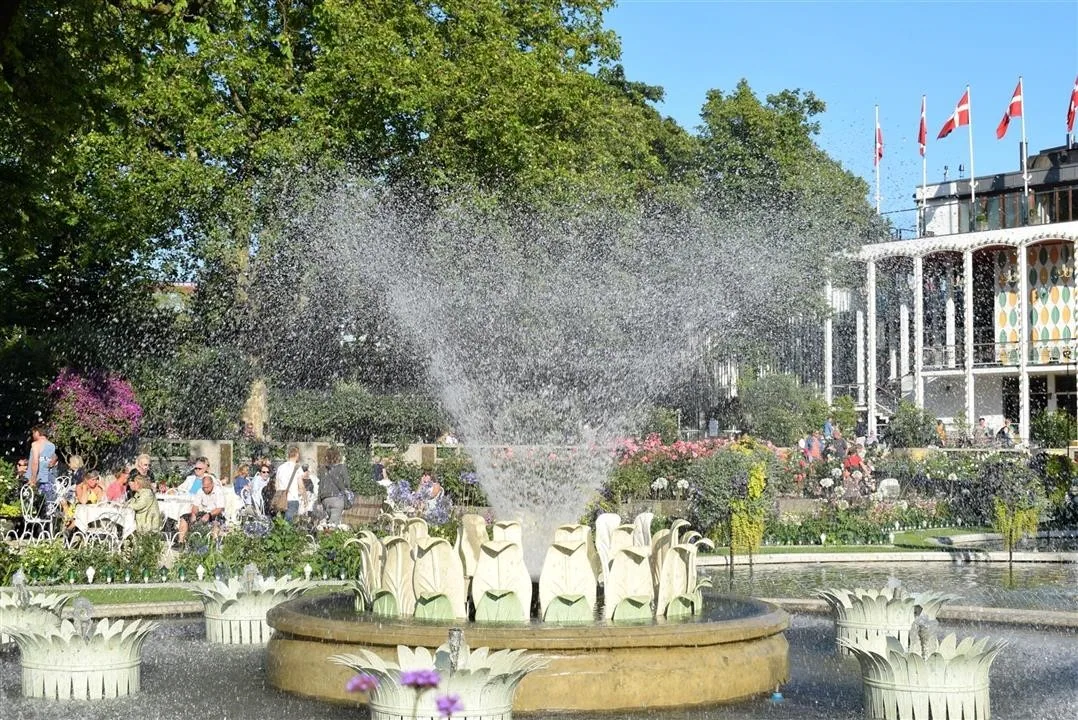 G19.4 tivoli gardens cont. wed19 jul 29