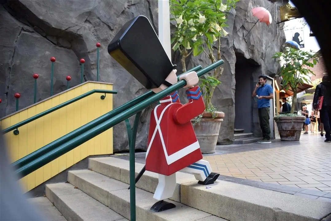 G19.4 tivoli gardens cont. wed19 jul 36