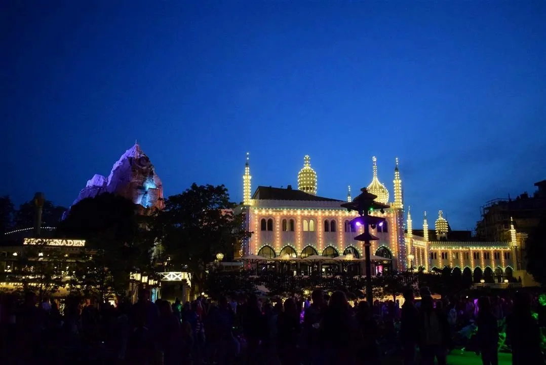 G19.4 tivoli gardens cont. wed19 jul 67