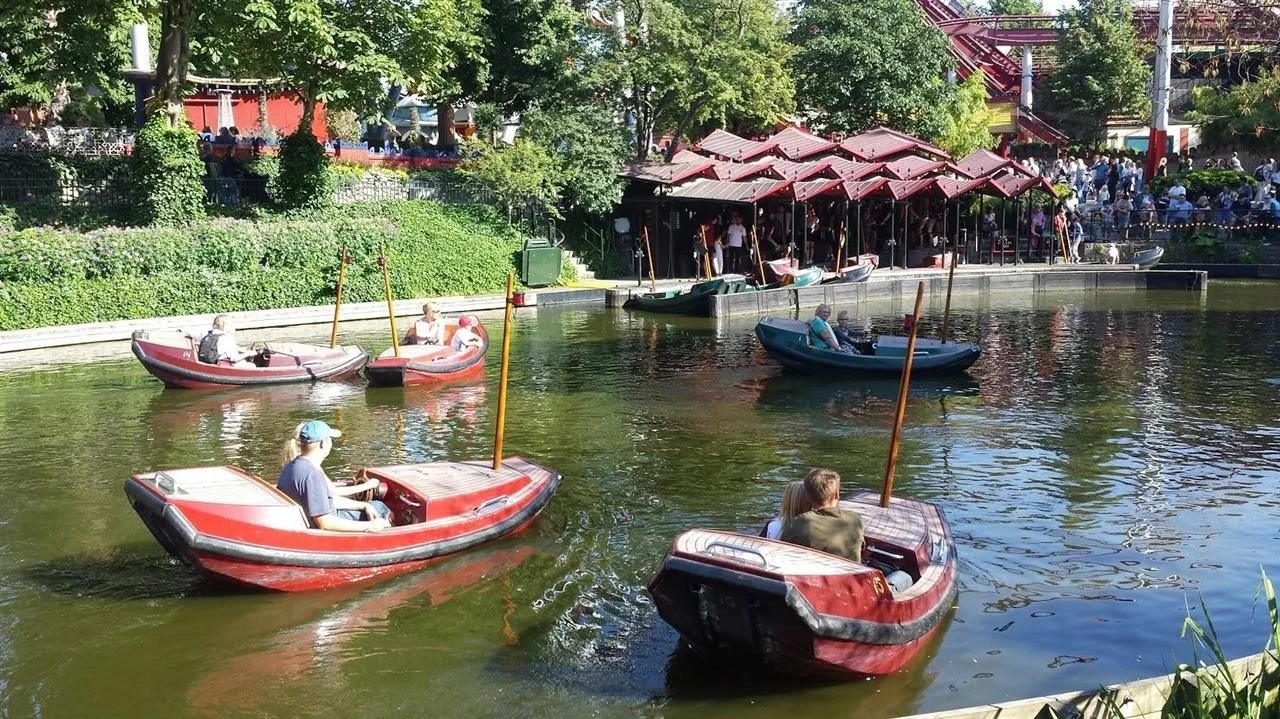 G19.5 tivoli gardens petes ph wed 19 jul 4