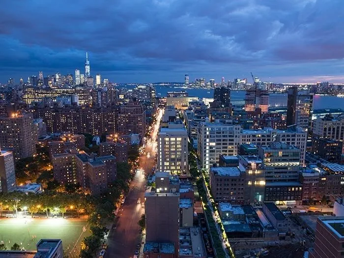 Night cityscape high line